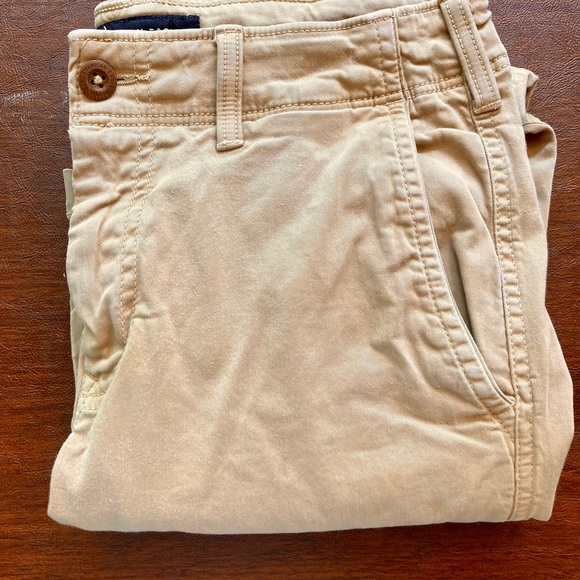 American Eagle Khaki Pants - Picture 4 of 4